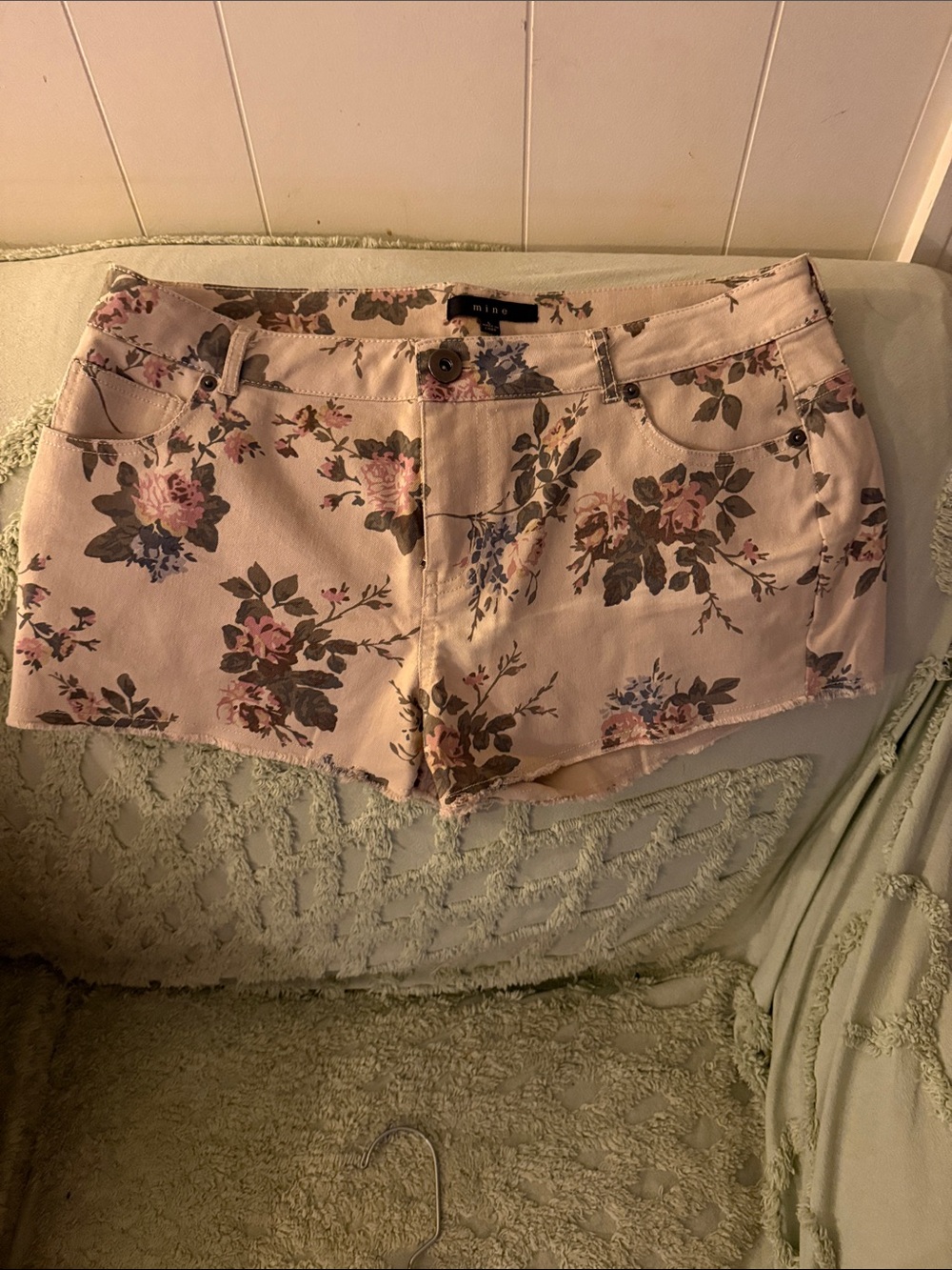 mine light tan Floral Denim Cutoff Shorts